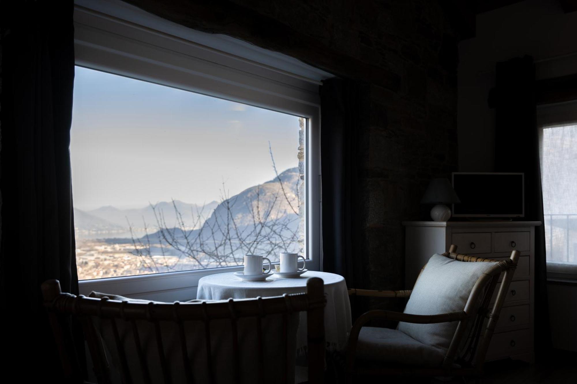 Il Riccio Di Ricciano Bed & Breakfast Casale Corte Cerro Exterior photo