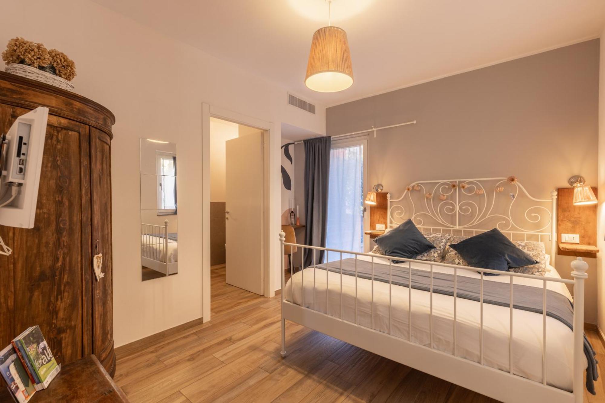 Il Riccio Di Ricciano Bed & Breakfast Casale Corte Cerro Exterior photo